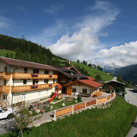 Alpengasthof Enzianhof ツェル・アム・ツィラー エクステリア 写真