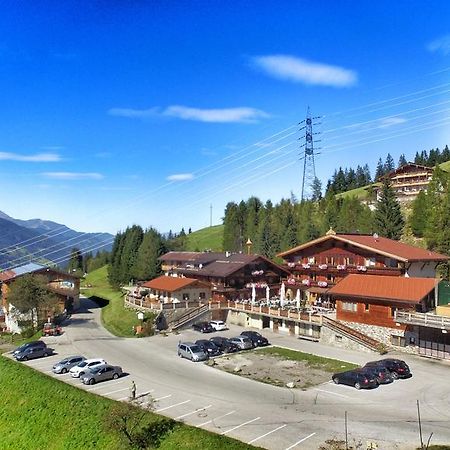 Alpengasthof Enzianhof ツェル・アム・ツィラー エクステリア 写真